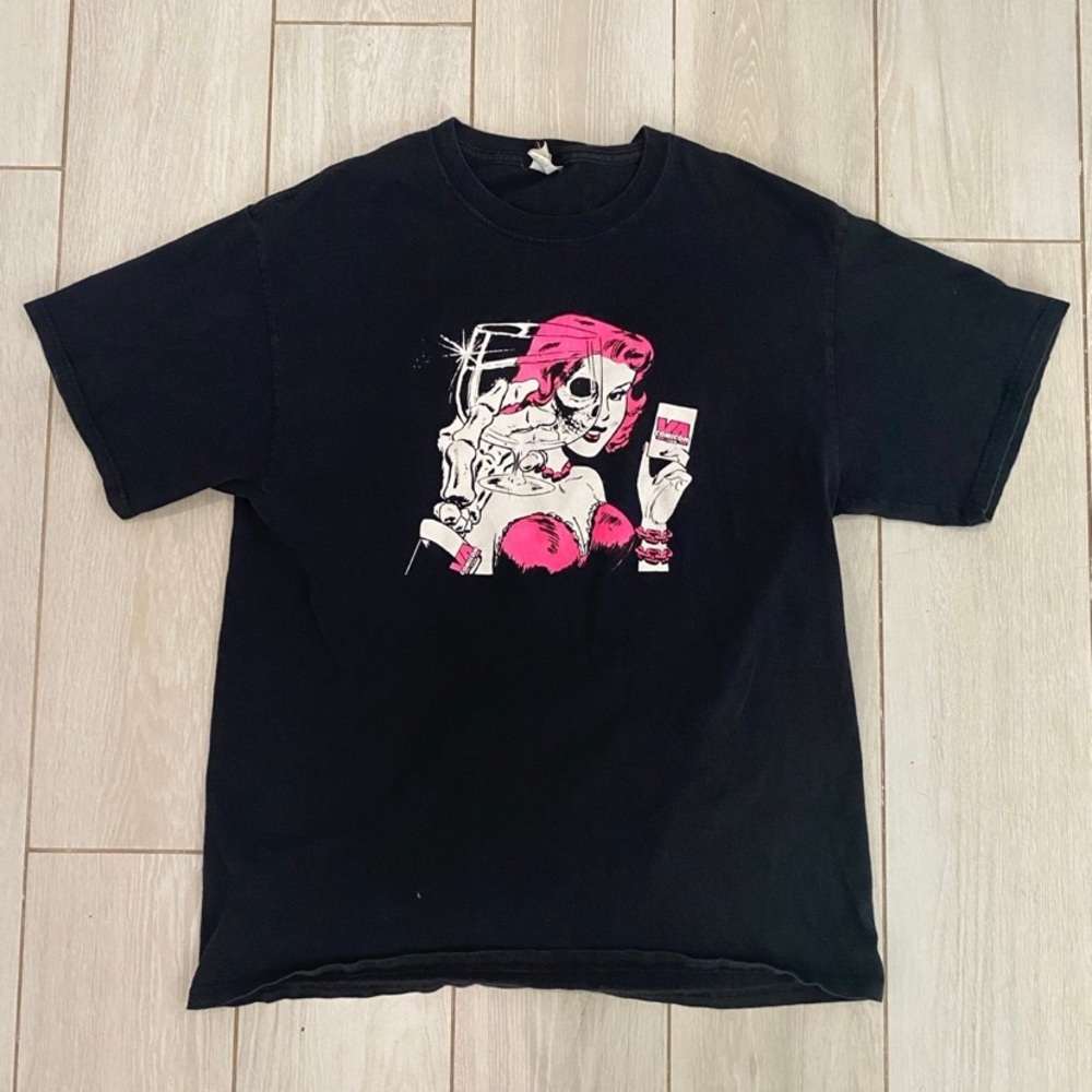 Vintage Comicon Graphic Tee